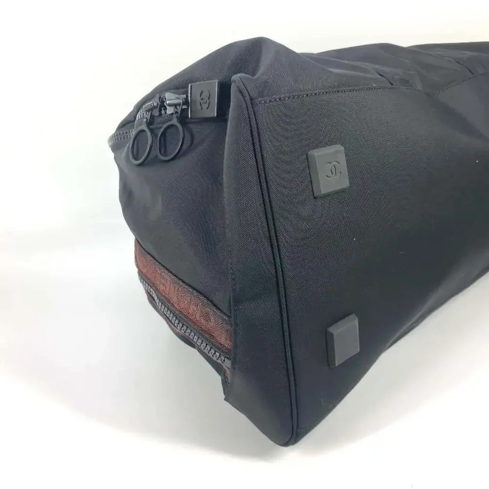 CHANEL Black Logo Shoulder Bag